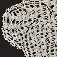 Load image into Gallery viewer, Mary Card Designed &quot;TEA TREE d&#39;oyley&quot; Collectible Filet Crochet Lace Doily English Chart No 87 (1939)