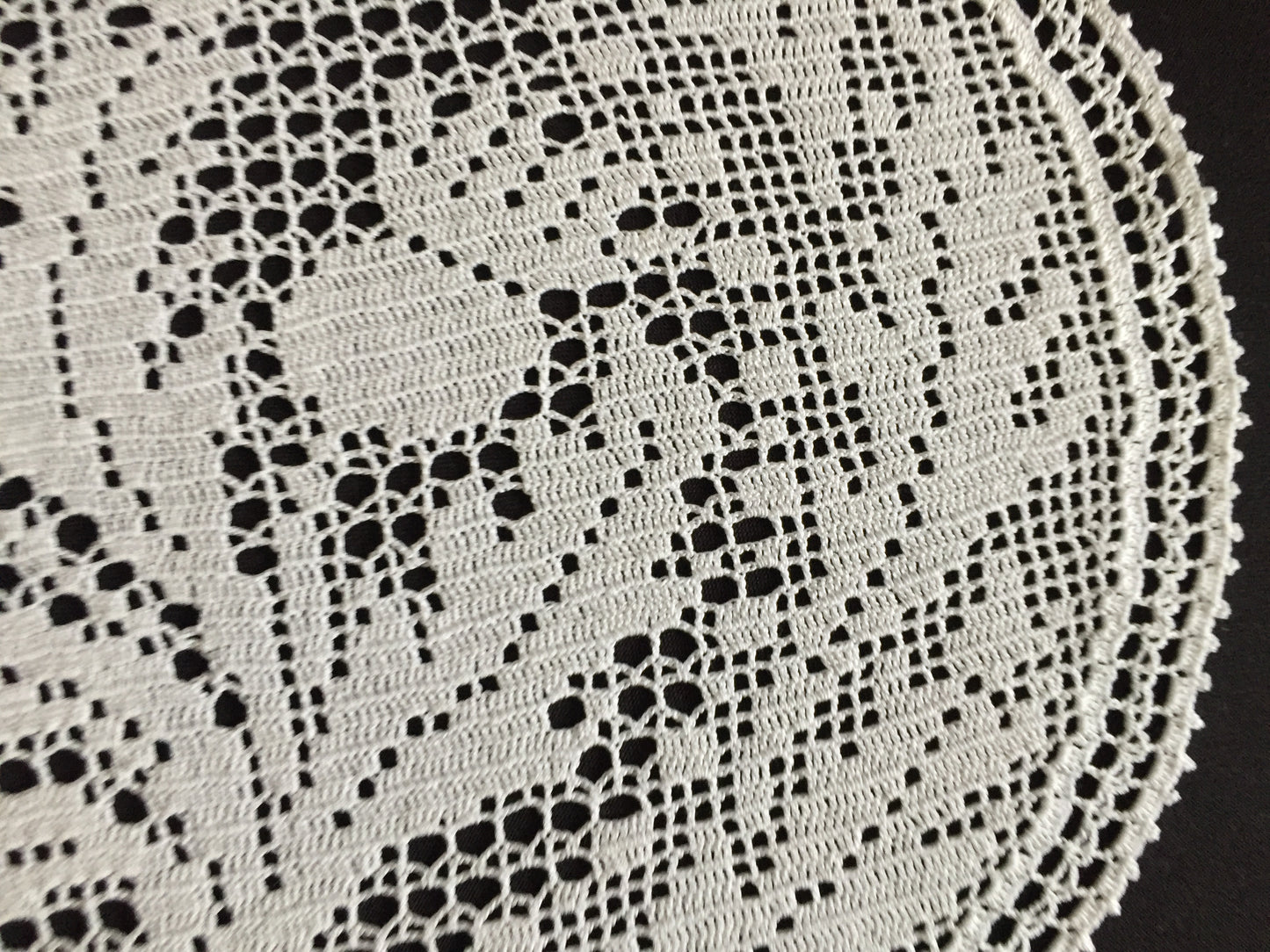 Mary Card Designed "THISTLE d'oyley" Filet Crochet Lace Doily English Small Chart No 500