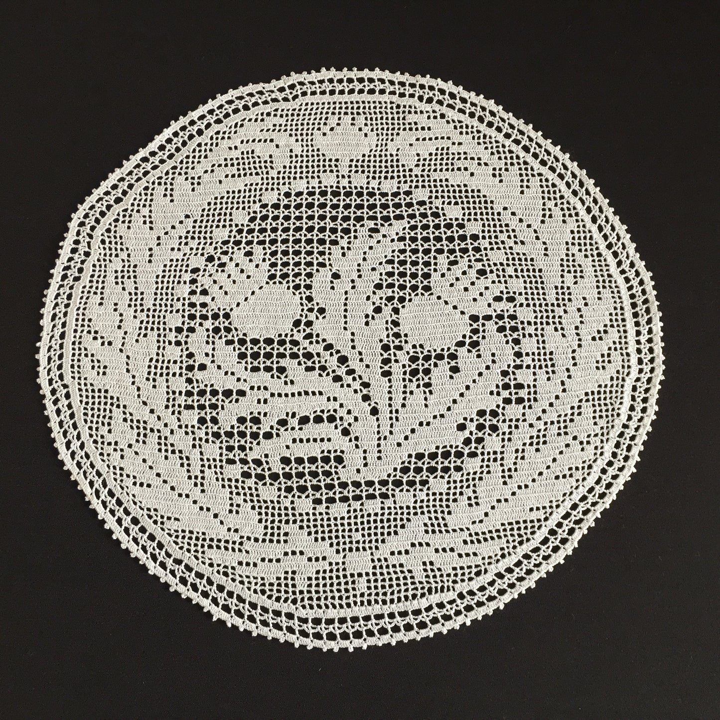Mary Card Designed "THISTLE d'oyley" Filet Crochet Lace Doily English Small Chart No 500
