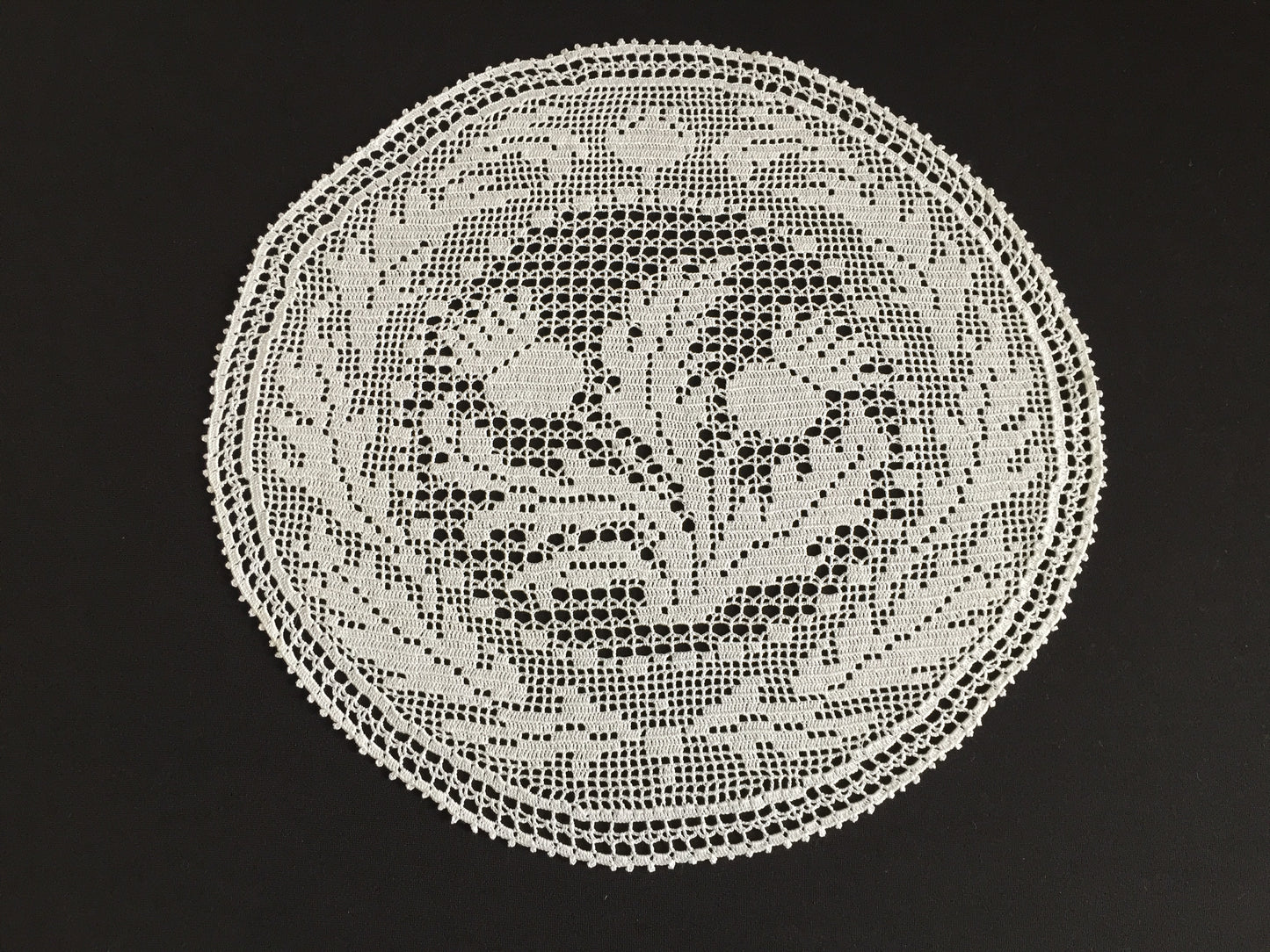 Mary Card Designed "THISTLE d'oyley" Filet Crochet Lace Doily English Small Chart No 500