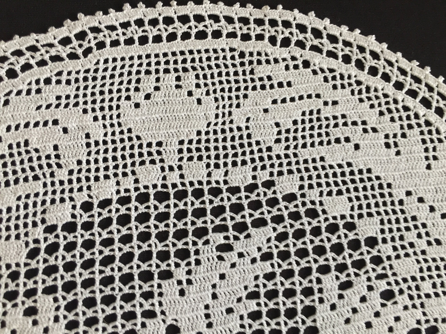 Mary Card Designed "THISTLE d'oyley" Filet Crochet Lace Doily English Small Chart No 500
