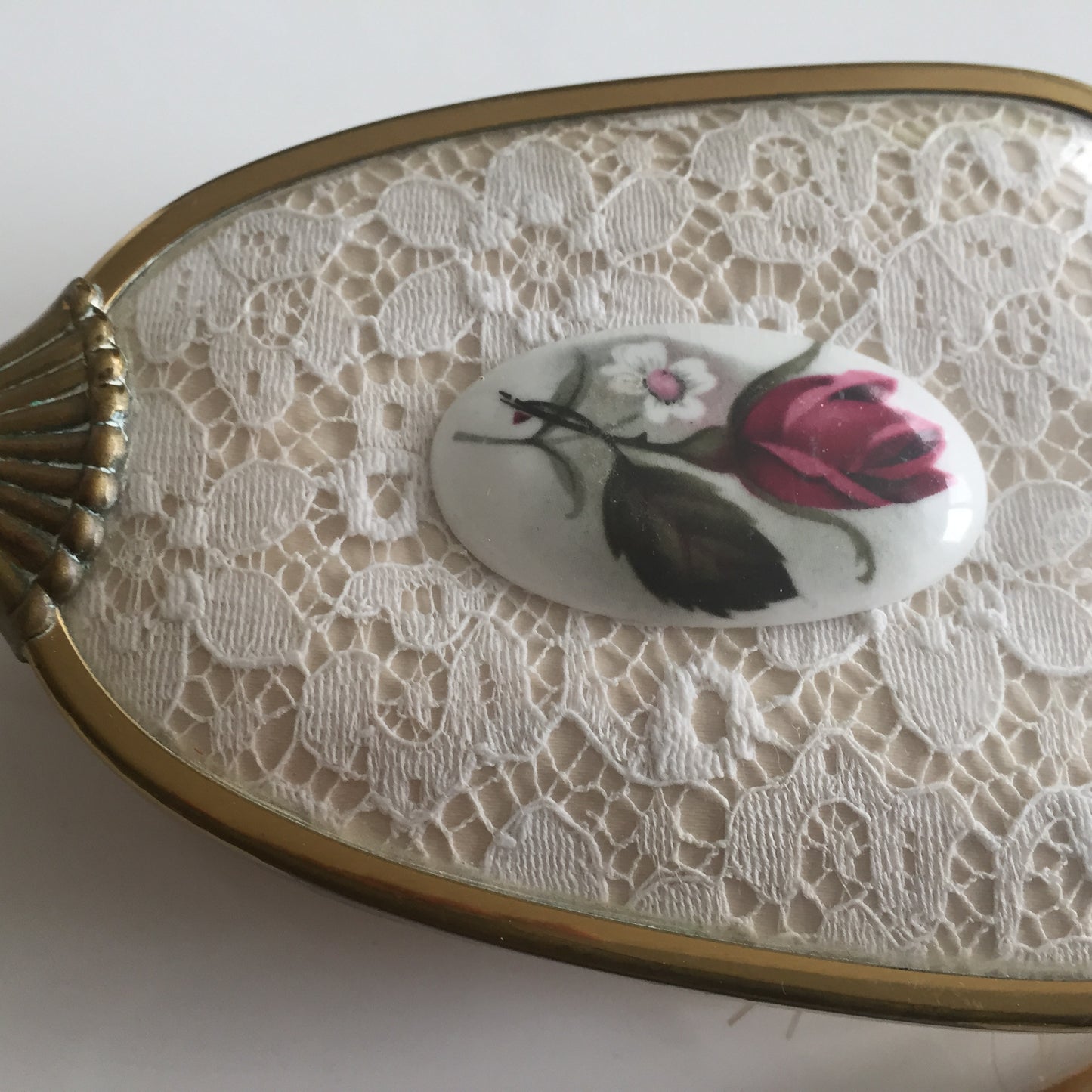 Red Roses, White Lace, Brass & Glass 3 Pce Vanity Set: Tray, Jar & Brush Mid Century Vintage