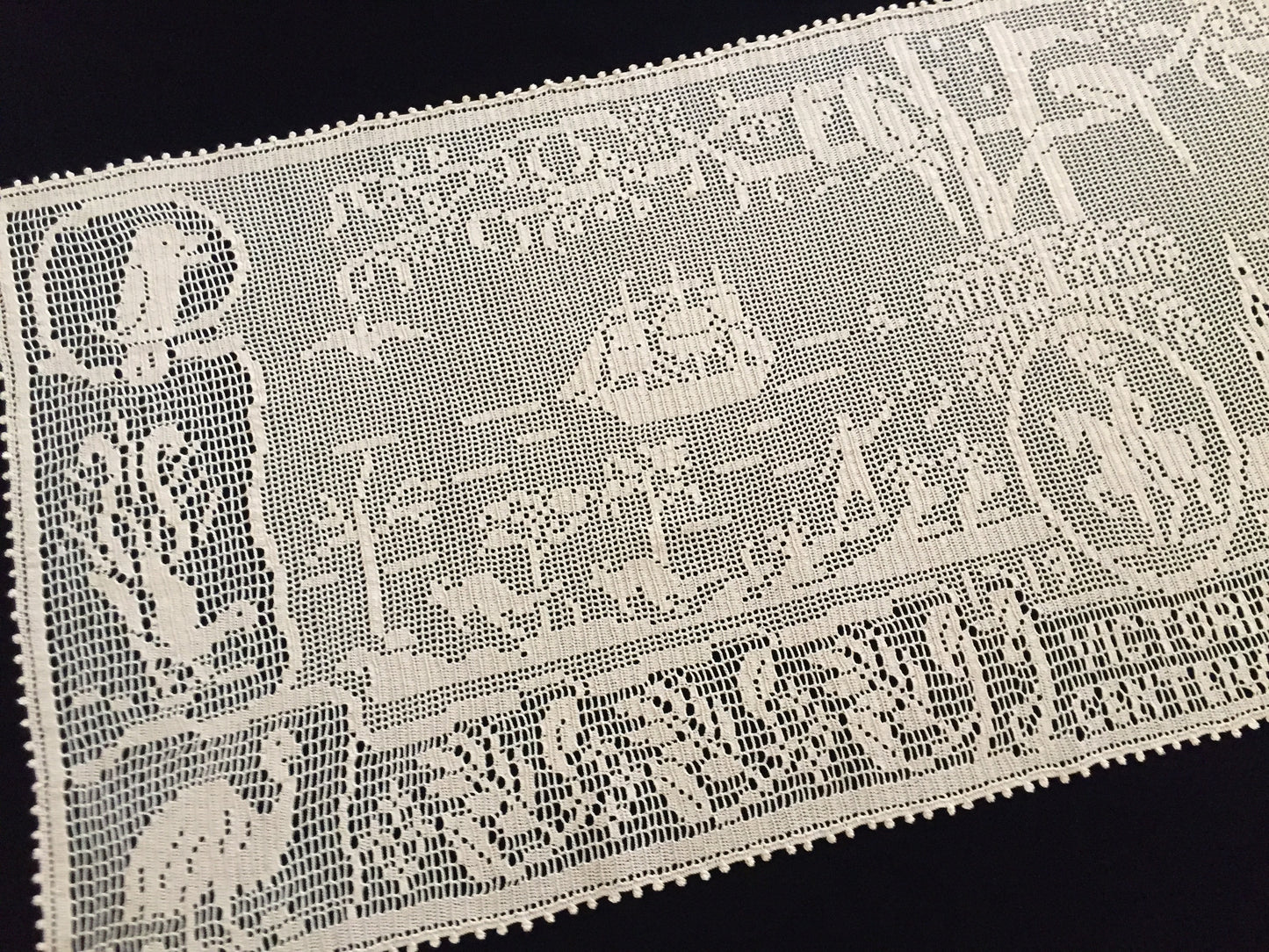 Mary Card Designed 1934 Victorian (Australian) Souvenir of the Centenary Table Runner/Sideboard Cloth