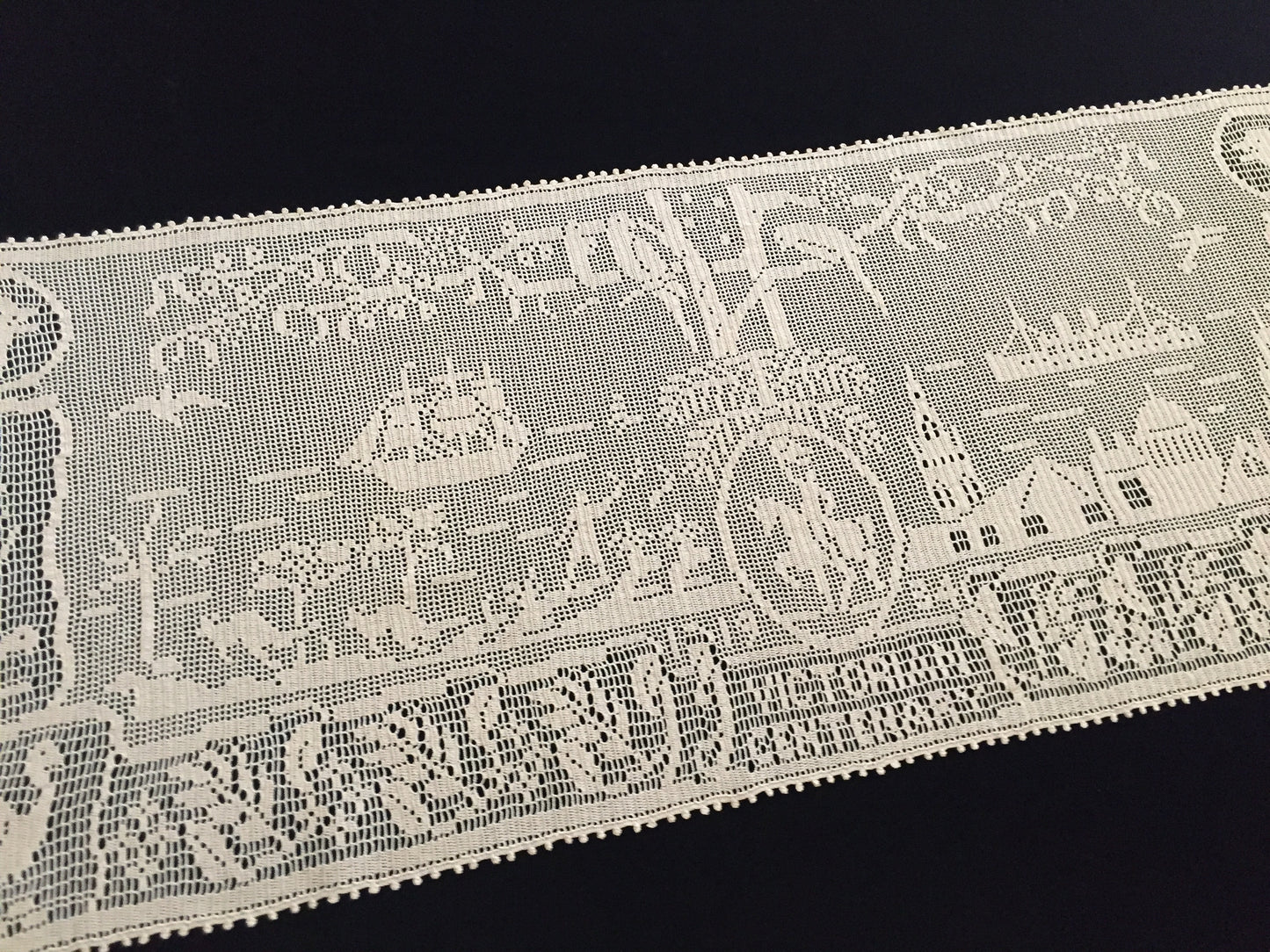Mary Card Designed 1934 Victorian (Australian) Souvenir of the Centenary Table Runner/Sideboard Cloth