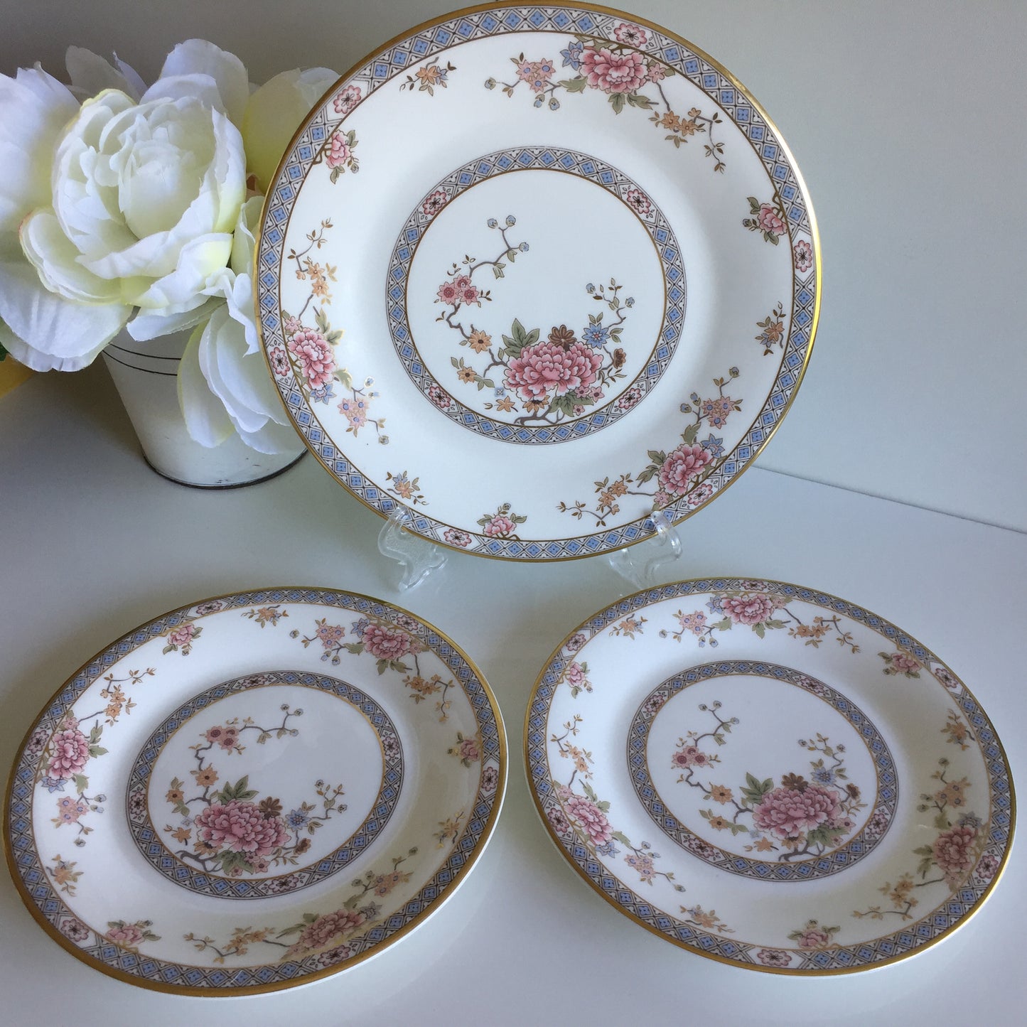 Vintage 1970s Royal Doulton Fine Bone China Canton (H 5052) Dessert Plate Trio
