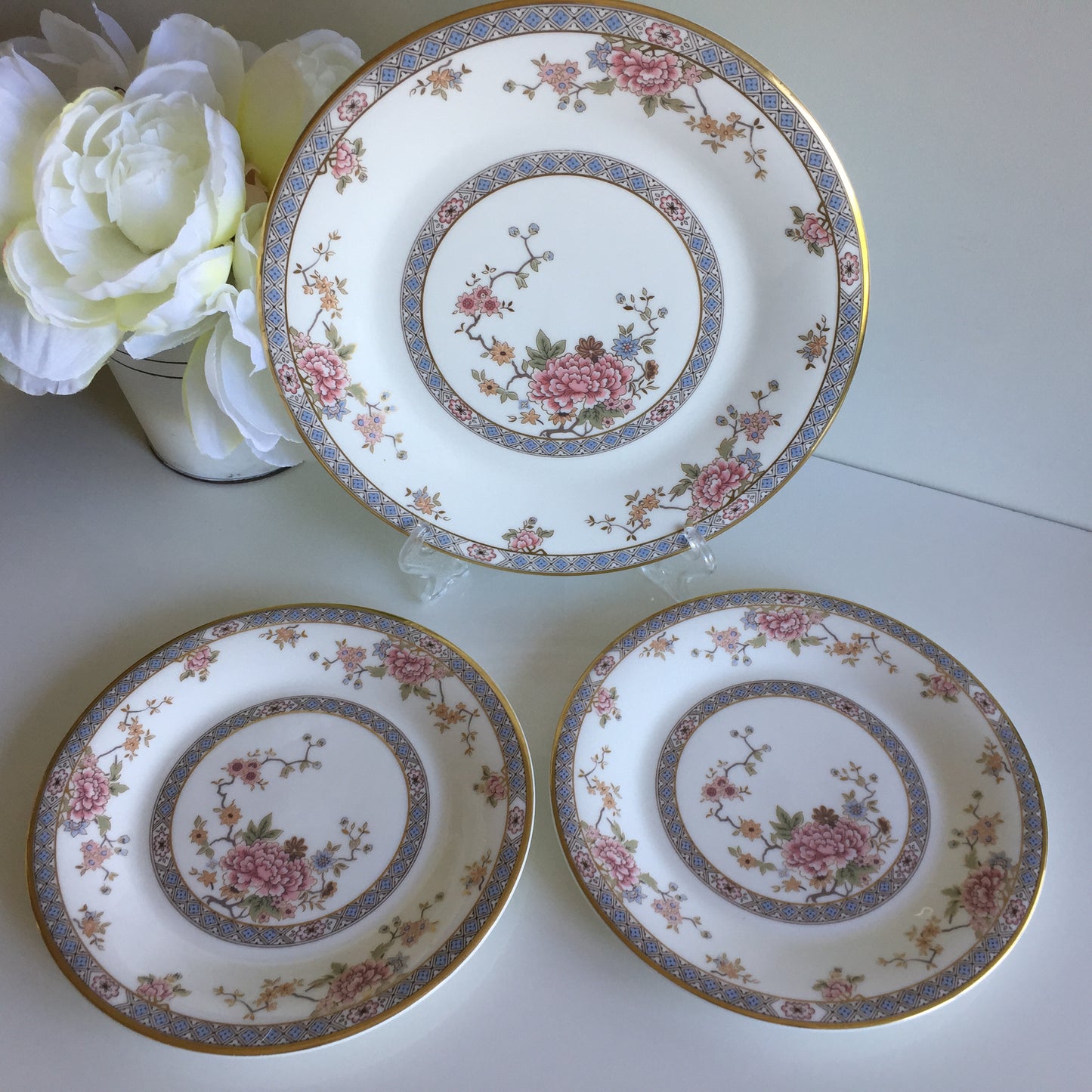 Vintage 1970s Royal Doulton Fine Bone China Canton (H 5052) Dessert Plate Trio