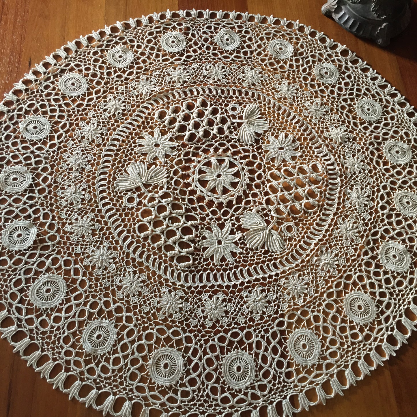 Picot Bigouden Rare French Vintage Handmade Crochet Lace Doilies or Tablecloth