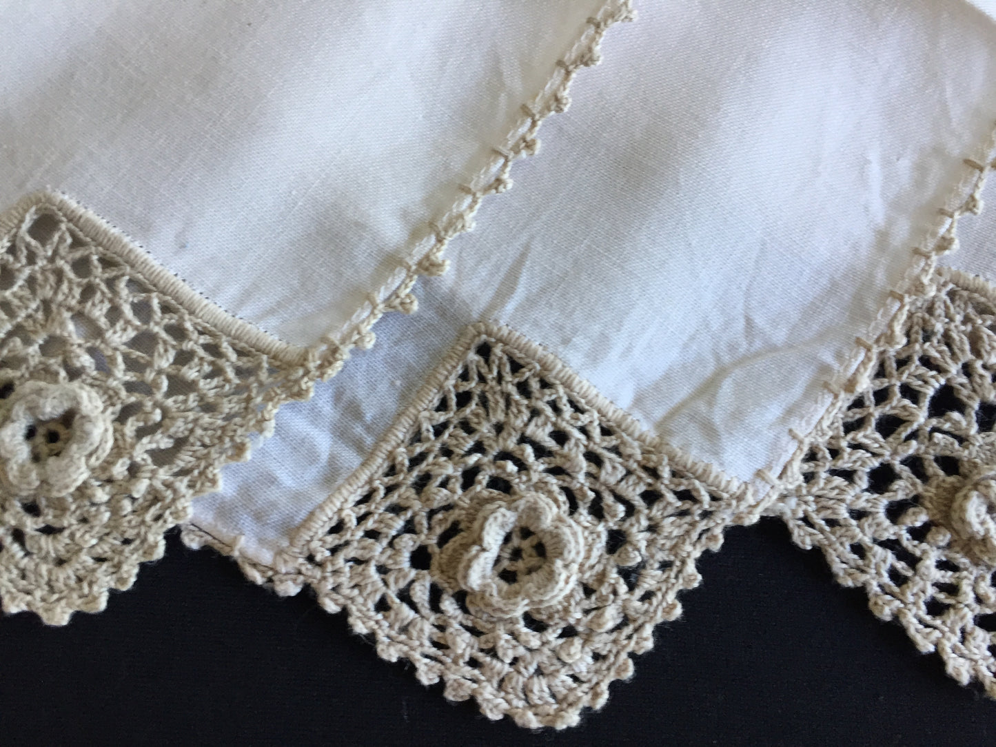 Handmade Vintage Beige Cotton Napkins with Crochet Lace