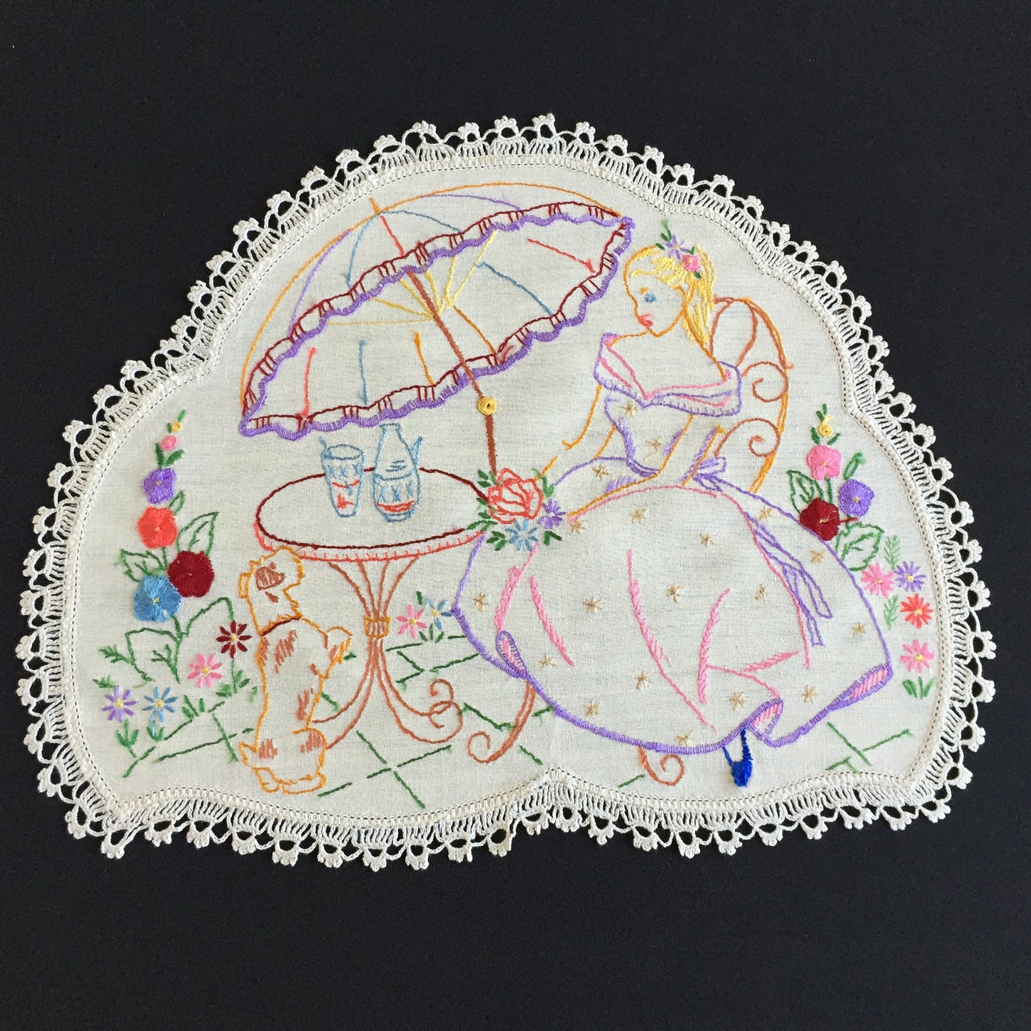 Australian Vintage Large Hand Embroidered Linen Doily