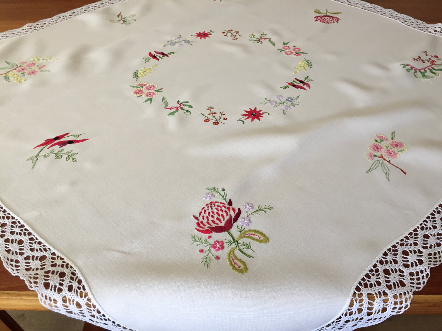 Australian Vintage Hand Embroidered Linen Tablecloth