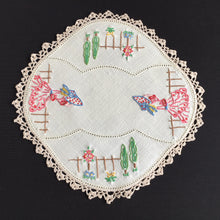 Load image into Gallery viewer, Australian Vintage Hand Embroidered Linen Doily