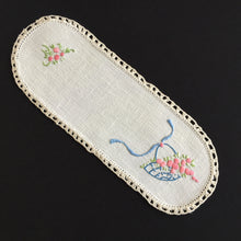 Load image into Gallery viewer, Australian Vintage Hand Embroidered Sandwich Doily
