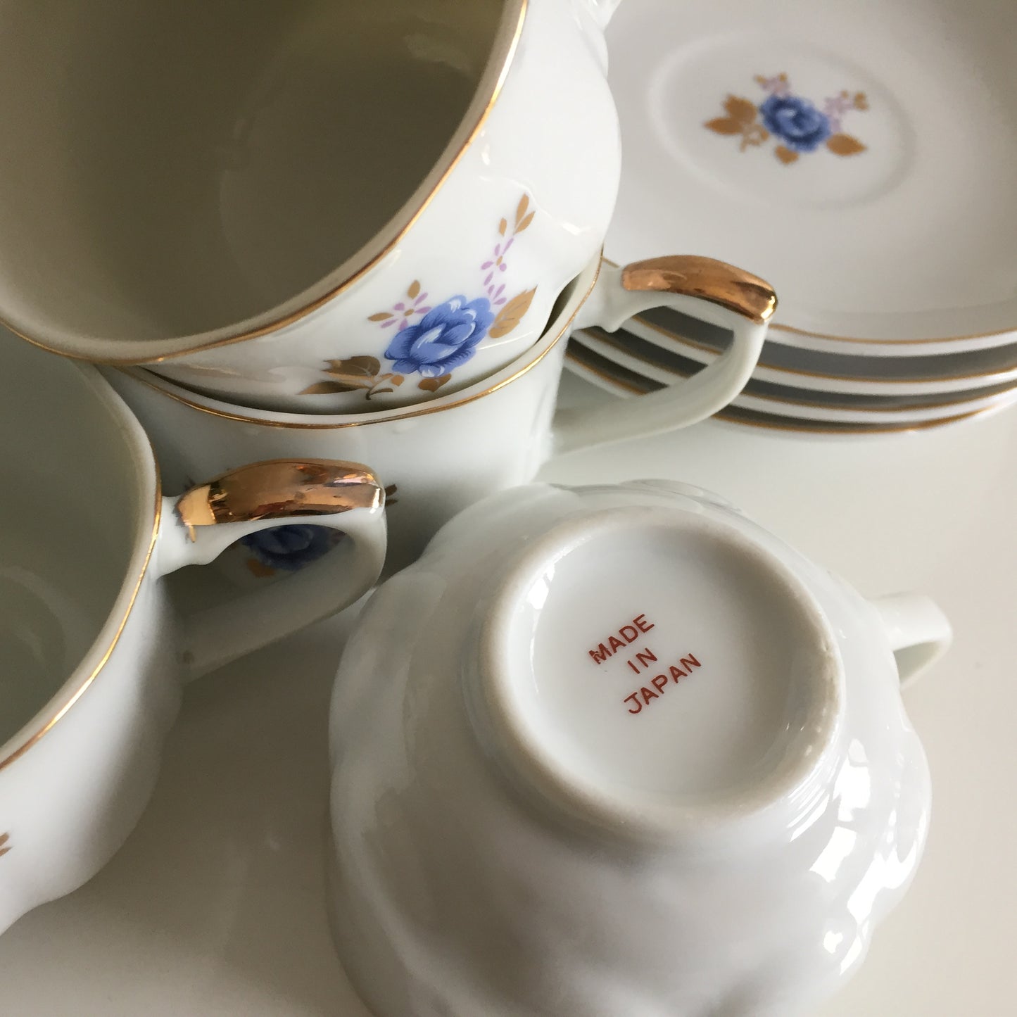 A Set of 4 Japanese Vintage Tea | Coffee Espresso Cups & Saucers Blue | Gold