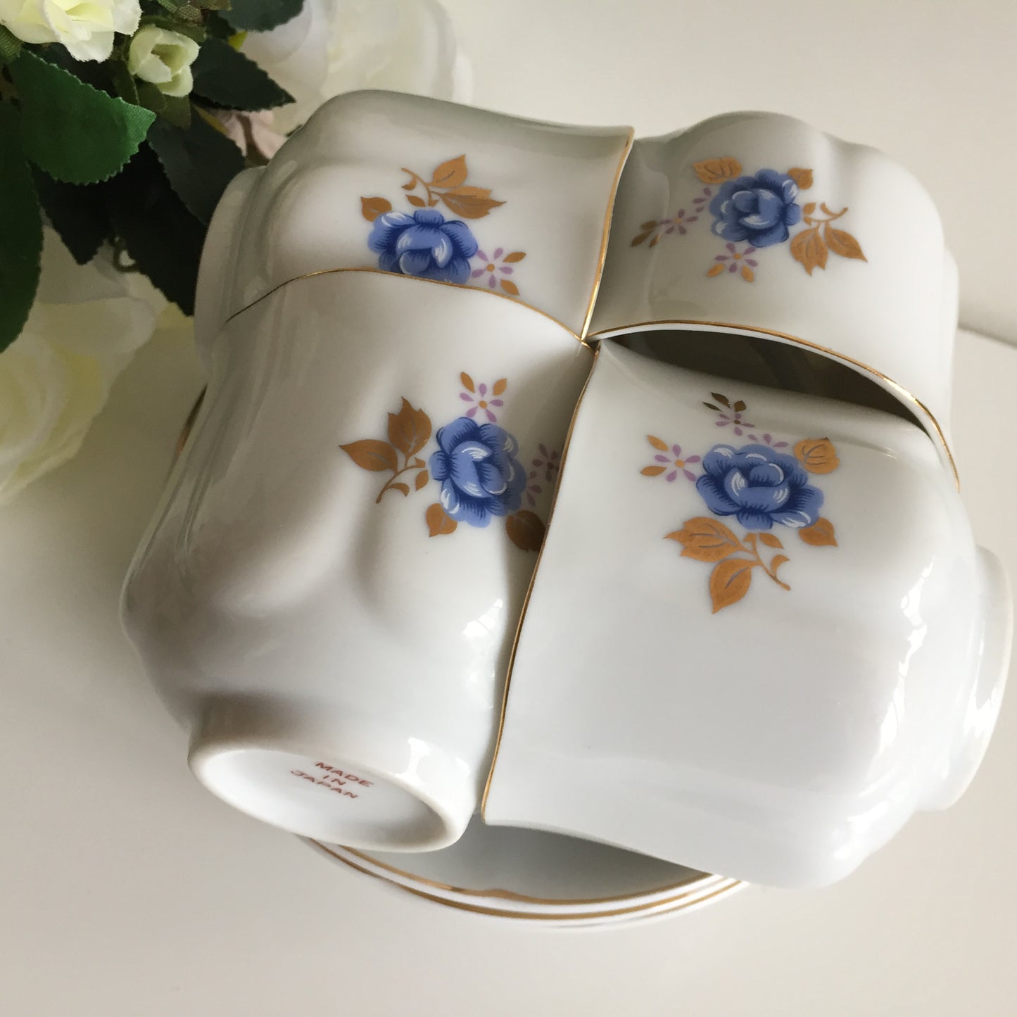 A Set of 4 Japanese Vintage Tea | Coffee Espresso Cups & Saucers Blue | Gold