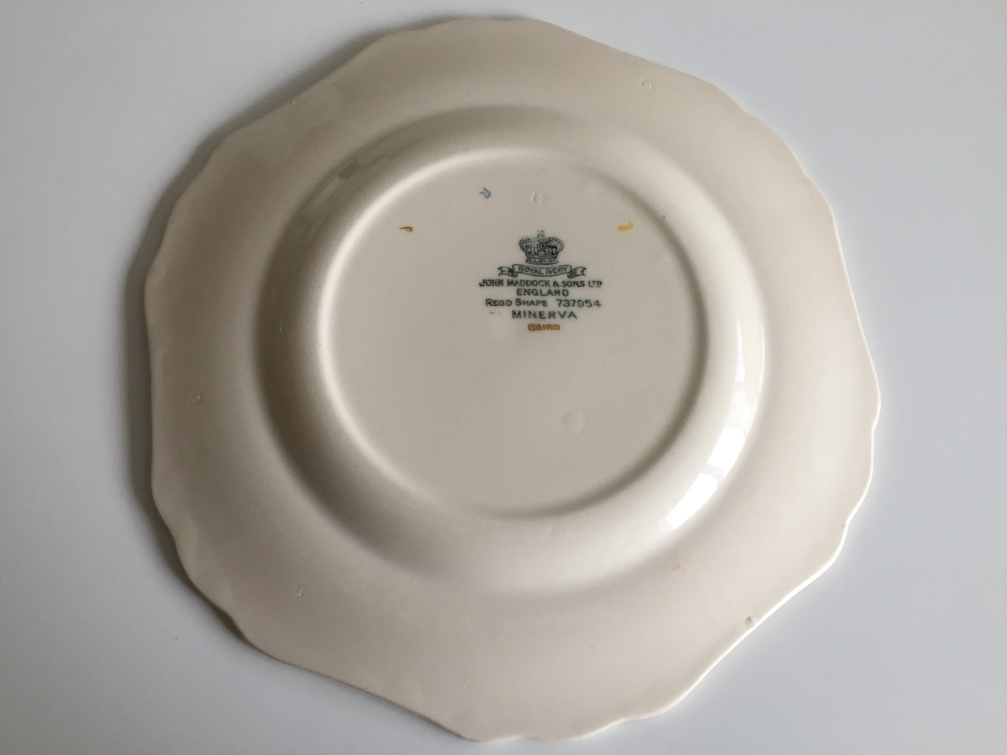 Art Deco Cairo | Minerva Floral 9" Plate by John Maddock & Sons England