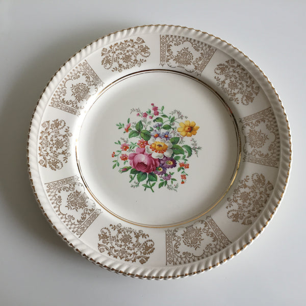 Johnson Brothers Old English Dinner Plate Flower Bouquet Gold Filigree