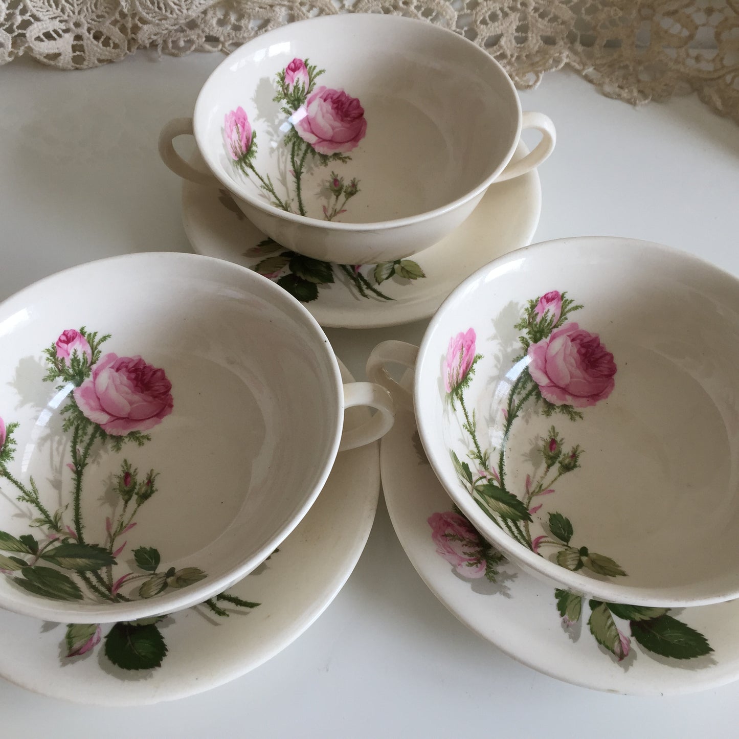 Johnson Brothers Latte Cup & Saucer Set Rose Pattern 6 pces | Mid-Century Vintage