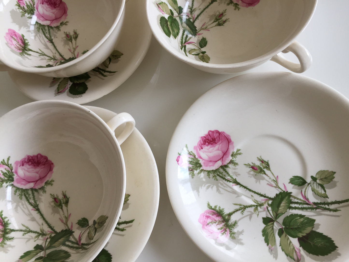 Johnson Brothers Latte Cup & Saucer Set Rose Pattern 6 pces | Mid-Century Vintage