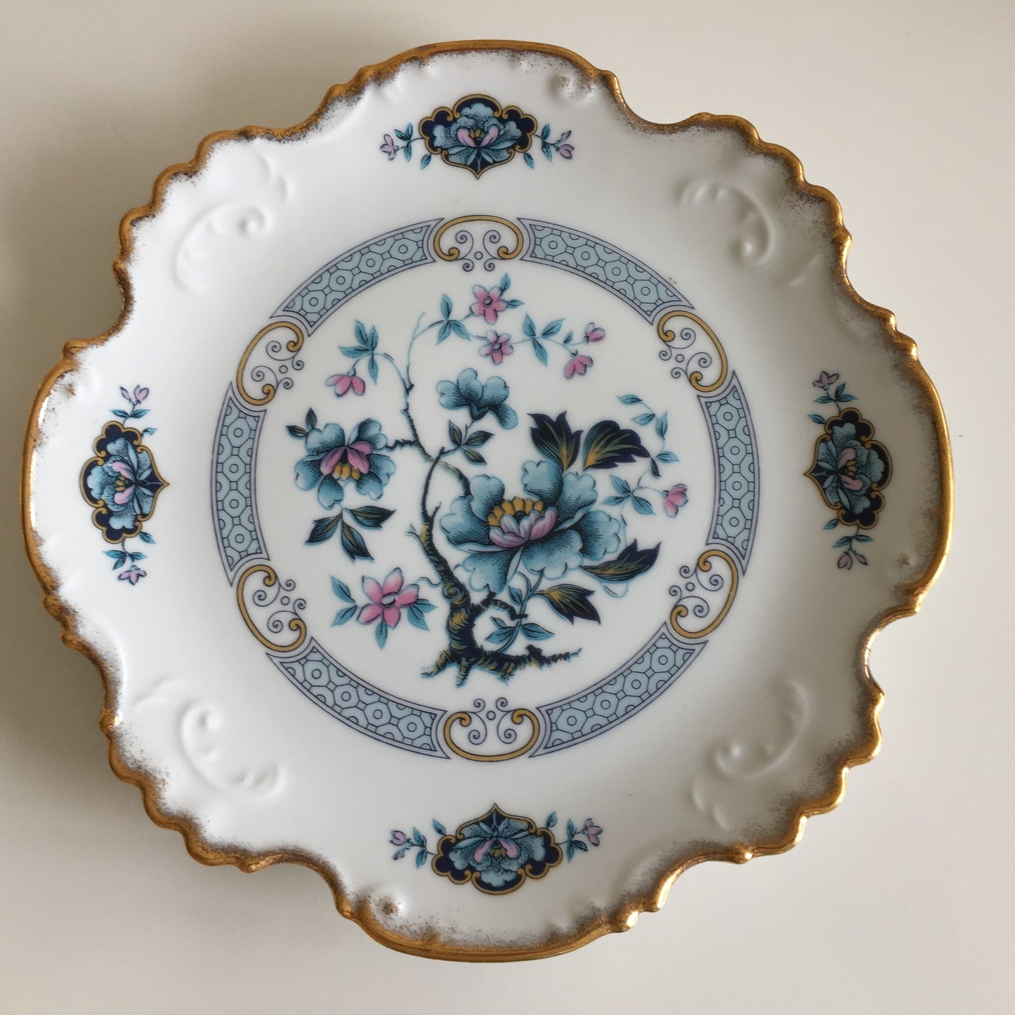 Westminster Australia Fine China Round Platter with Chinoisiere Pattern No 1510