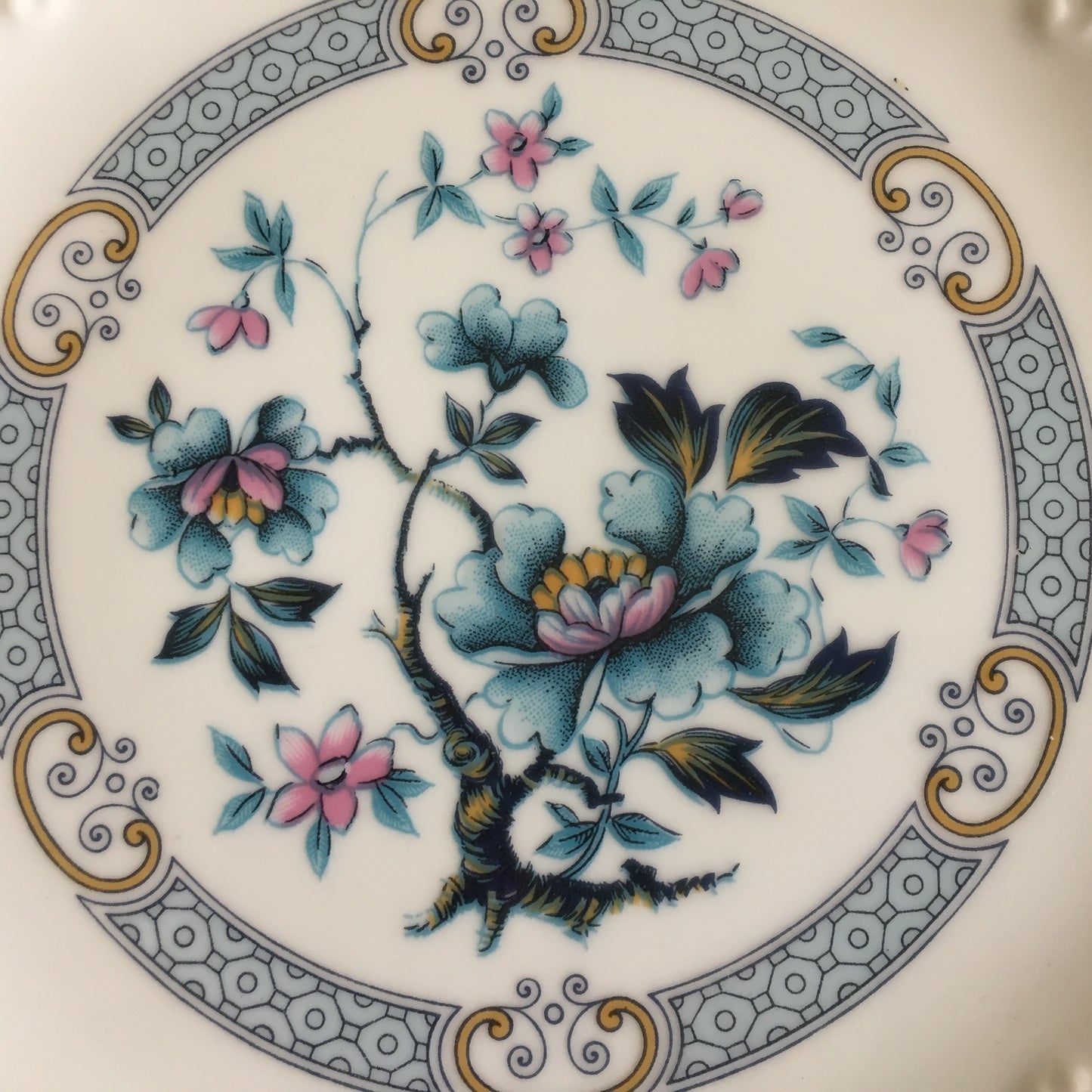 Westminster Australia Fine China Round Platter with Chinoisiere Pattern No 1510