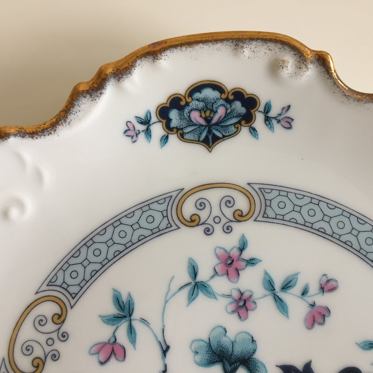 Westminster Australia Fine China Round Platter with Chinoisiere Pattern No 1510