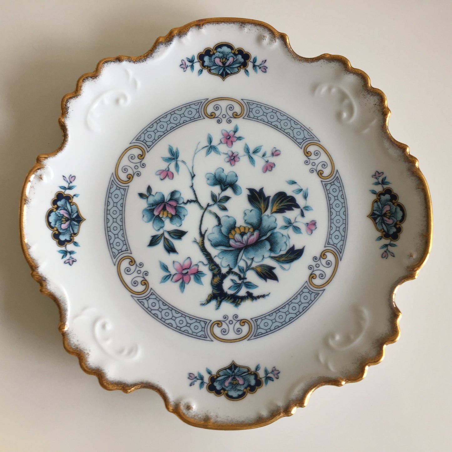 Westminster Australia Fine China Round Platter with Chinoisiere Pattern No 1510