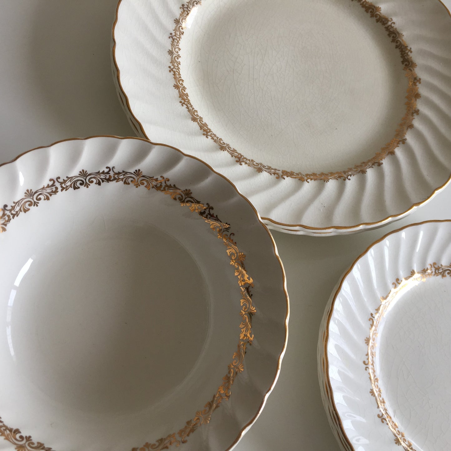 Vintage Swinnertons Golden Garland Pattern Dinner Set Replacements