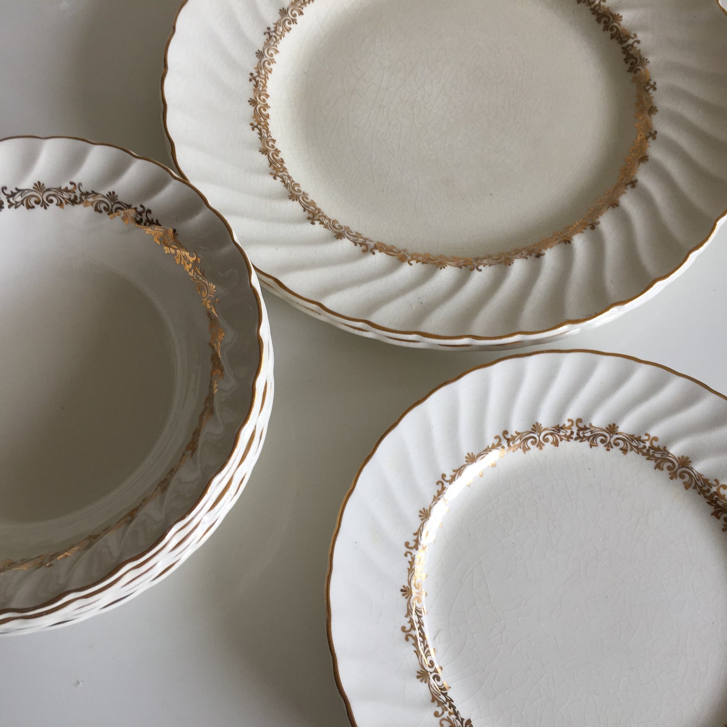 Vintage Swinnertons Golden Garland Pattern Dinner Set Replacements