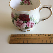 Load image into Gallery viewer, Polly Anna English Vintage Porcelain Mug: Red Roses Pattern