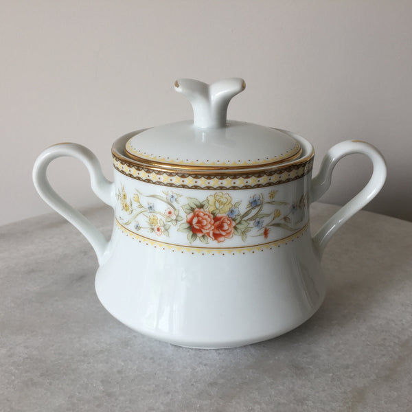 Mikasa Lidded Sugar Bowl Windsor L9036 Pattern, Made in Japan