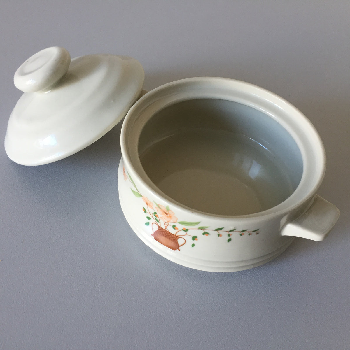 Japanese Vintage Countryside Stoneware Collection Casserole Dish