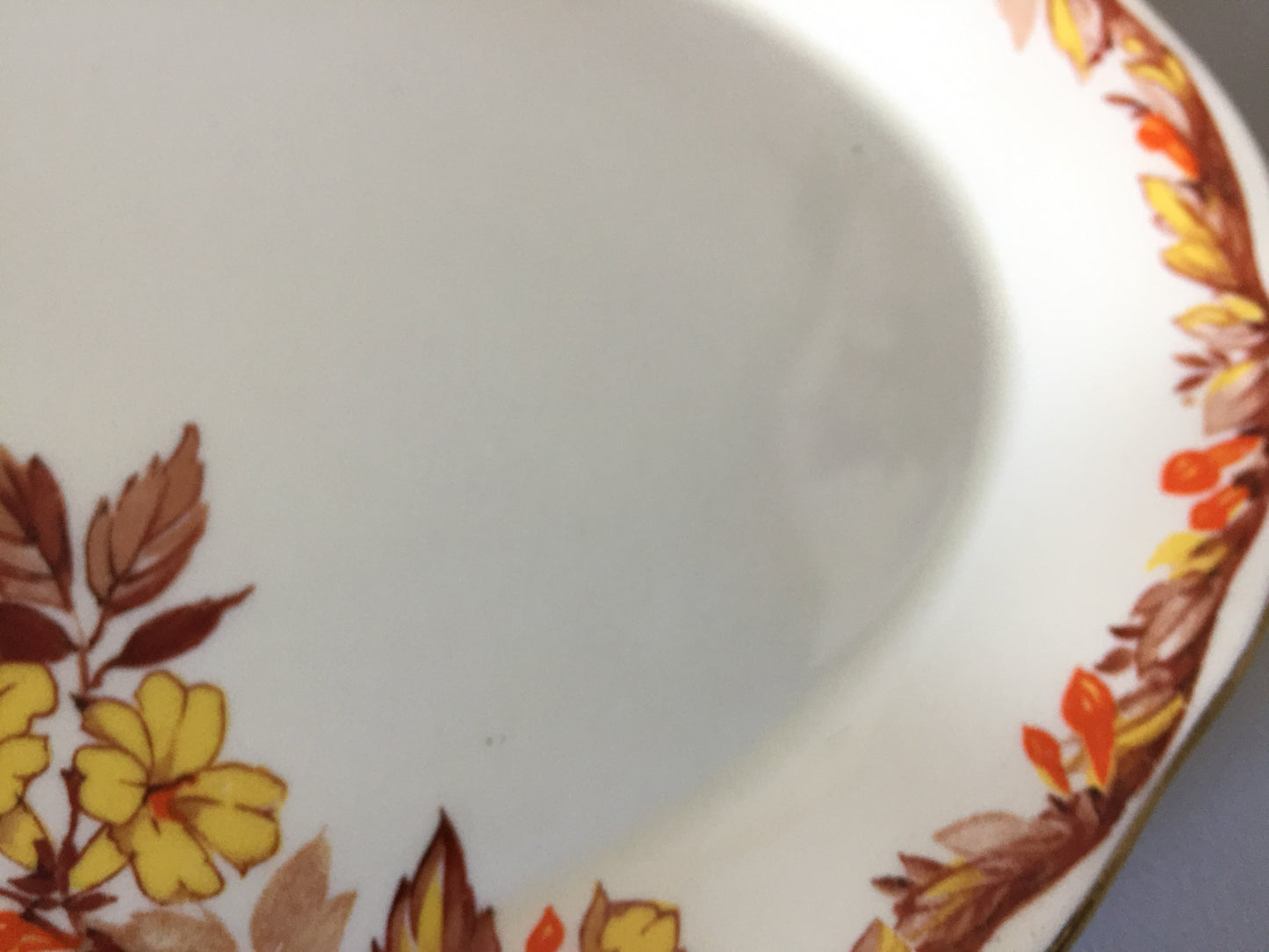 Grindley Creampetal Cumberland Oval Sandwich Platter, Autumn Leaves