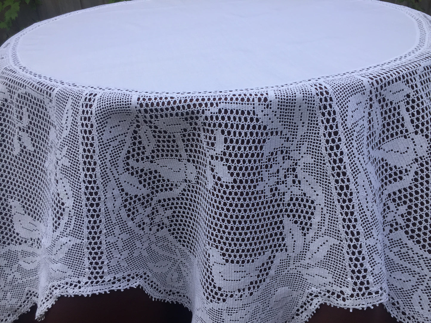 Mary Card "WILD CLEMATIS & CUCKOO" Crochet Lace and Linen Collectible Vintage Tablecloth Australian Giant Chart No. 16 (1926)