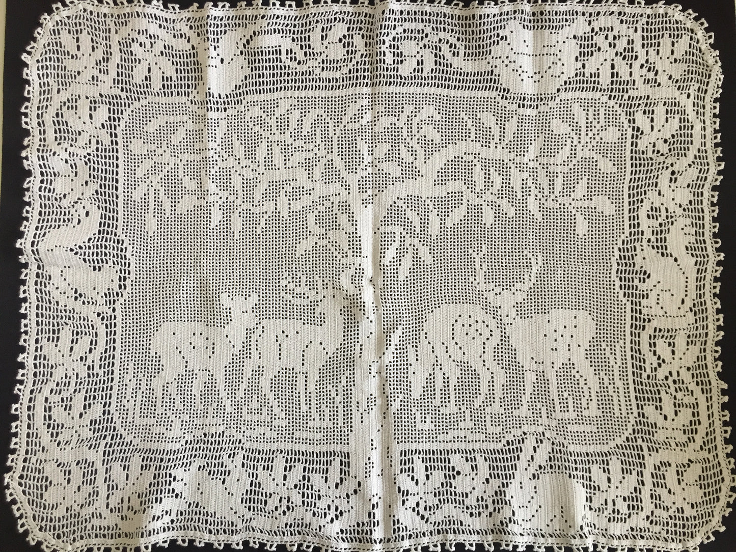 Mary Card Designed "Woodland" (1931) Large Vintage Crochet Lace Tray Cloth Doily or Table Centre Mat with 4 Deer