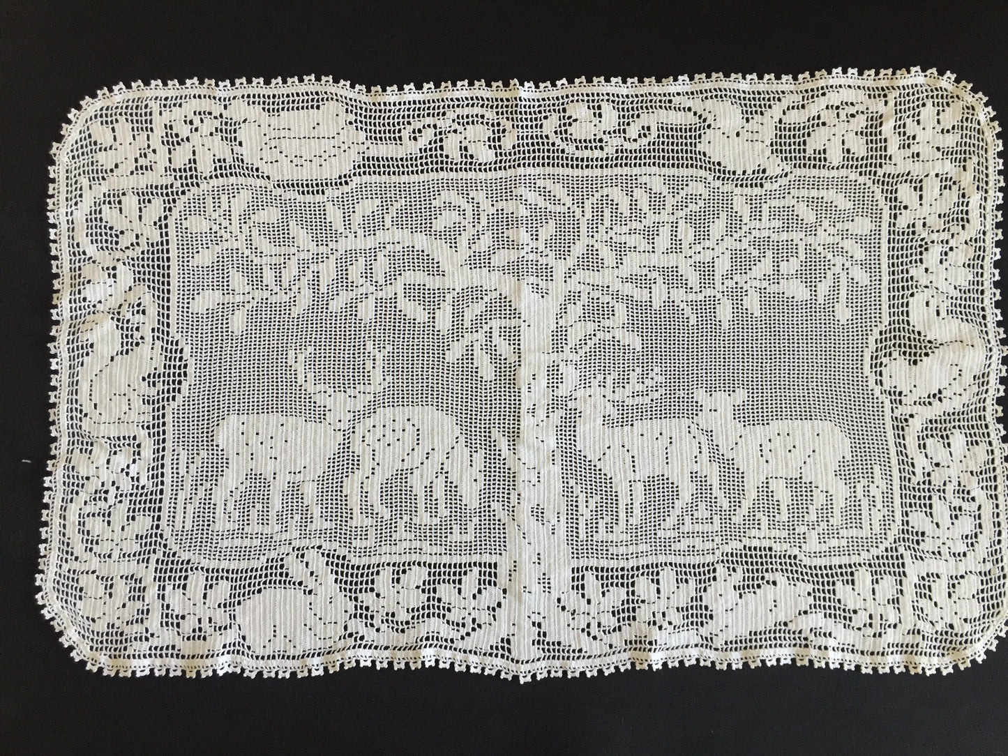 Mary Card Designed "Woodland" (1931) Large Vintage Crochet Lace Tray Cloth Doily or Table Centre Mat with 4 Deer