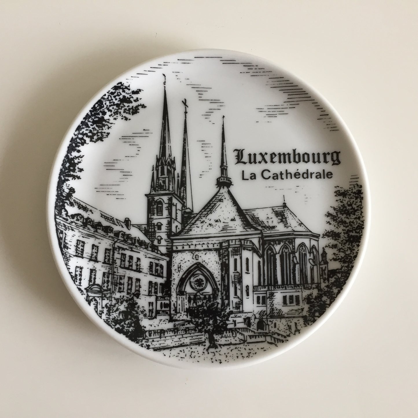 Bavarian Vintage Porcelain Ring Dish Black & White | Drink Coaster | Frankfurt Landmarks