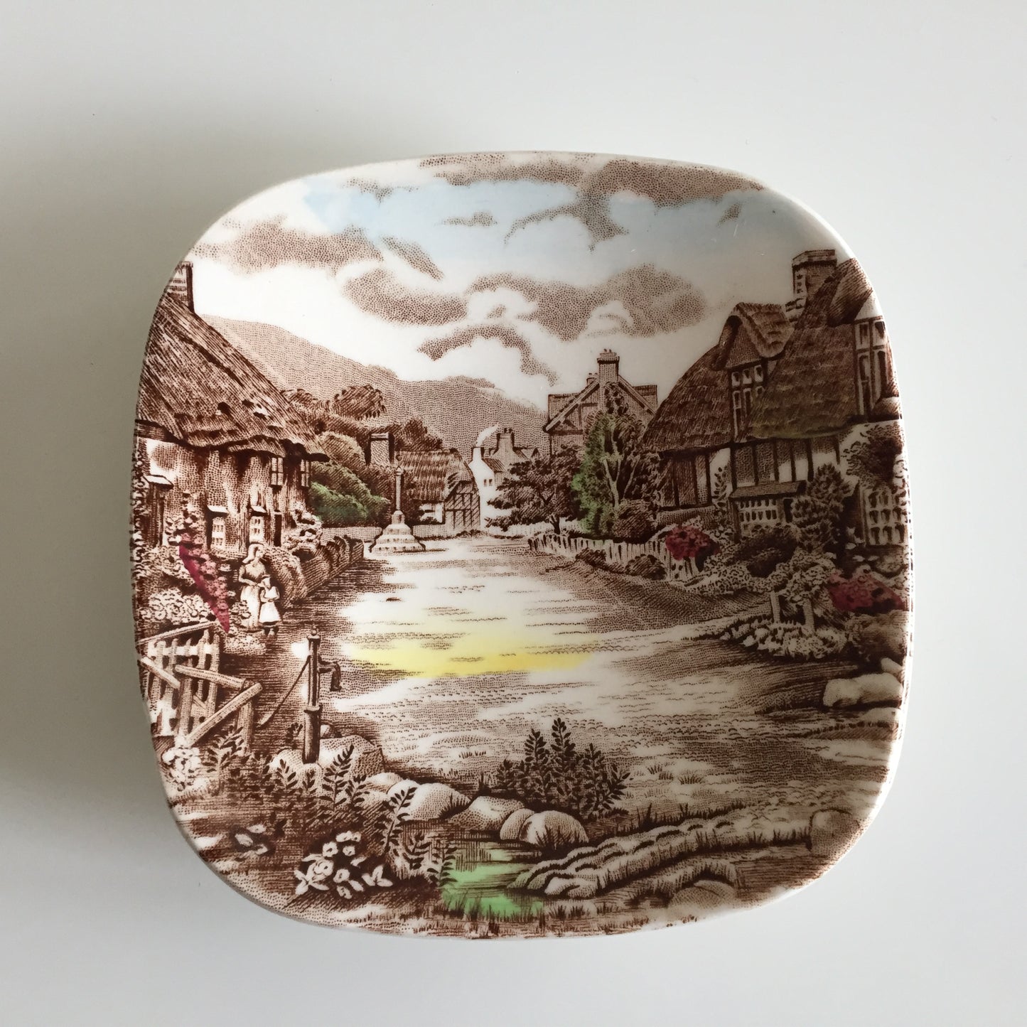Johnson Brothers Olde English Countryside | Water Mill | Porcelain Dish
