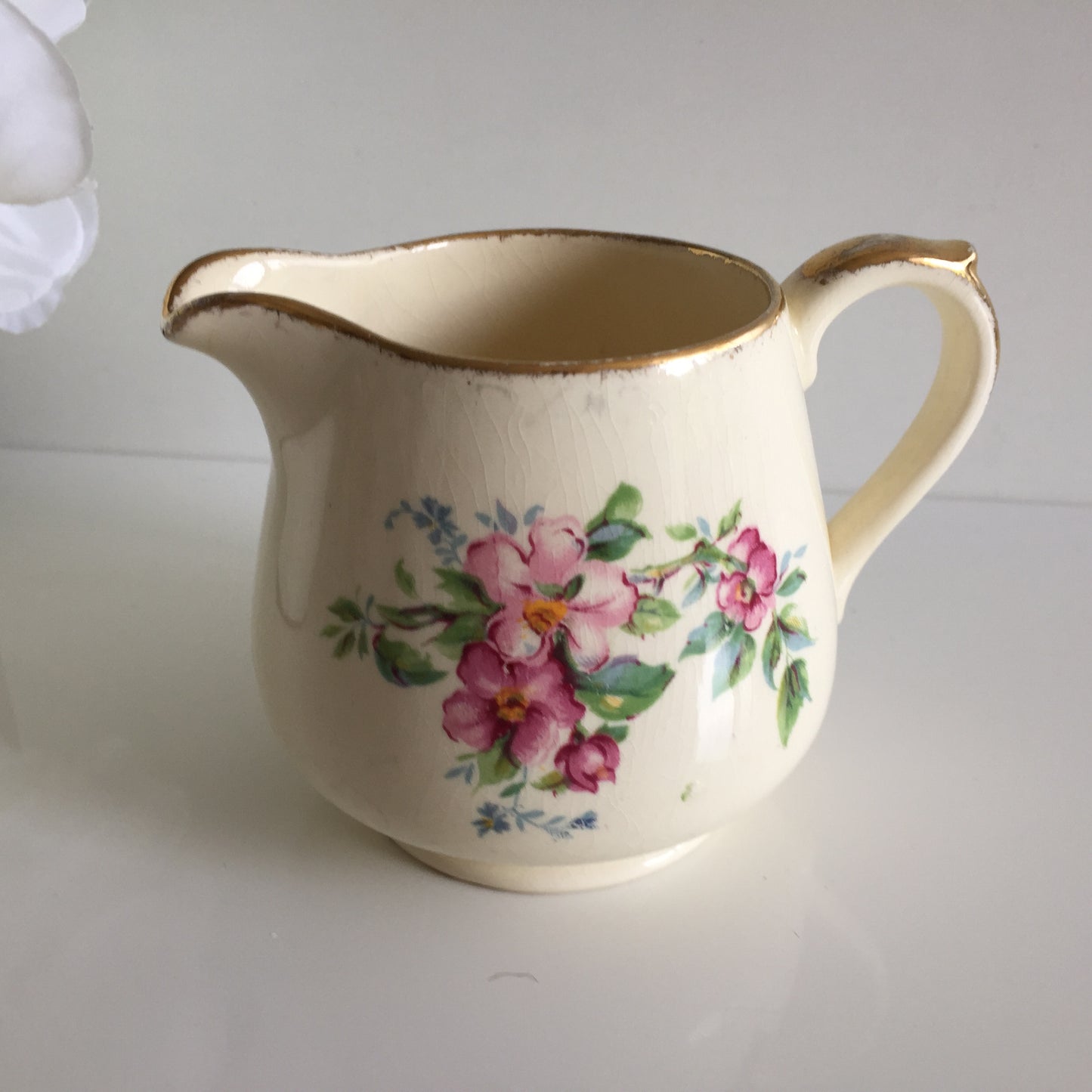 Collectible Vintage Crown Lynn Creamer | Pattern #775 Made in New Zealand