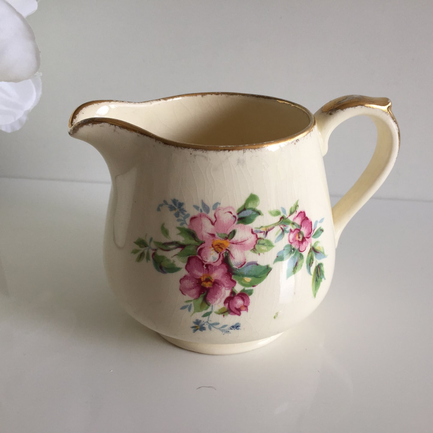 Collectible Vintage Crown Lynn Creamer | Pattern #775 Made in New Zealand
