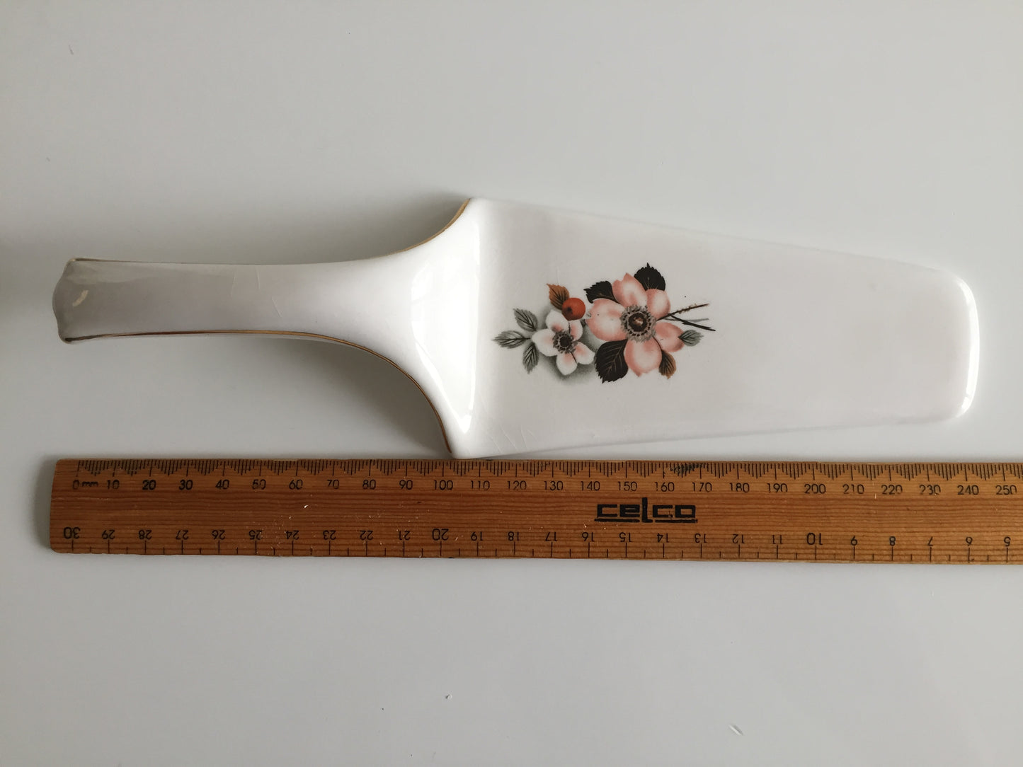 English Vintage Ceramic Cake Serving Spatula with Floral Pattern
