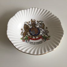 Load image into Gallery viewer, English Vintage 1977 Bone China Queen Elizabeth II Silver Jubilee Pin Dish