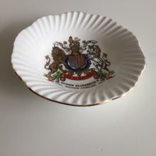 Load image into Gallery viewer, English Vintage 1977 Bone China Queen Elizabeth II Silver Jubilee Pin Dish