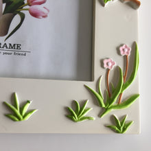 Load image into Gallery viewer, Vintage Photo Frame for Tabletop / Shelf Display