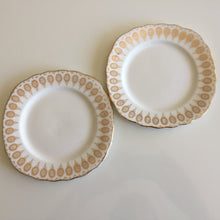 Load image into Gallery viewer, Royal Vale English Vintage 15.5cm Bread &amp; Butter Side Plates