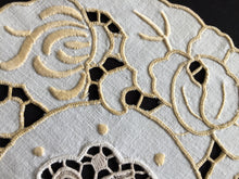 Load image into Gallery viewer, Vintage Madeira Embroidered Doily with Point de Venise Lace Insert