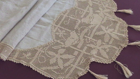 Collectible Vintage Linen Buffet Scarf with Mary Card Designed "BIRD and NEST" Filet Crochet Lace (1925, and Crochet Book No. 7 1928)