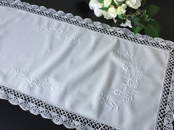 Hand Embroidered White Cotton Table Runner with Bobbin Lace Edging 1980s Vintage