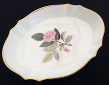 Load image into Gallery viewer, Wedgwood Hathaway Rose Small Oval Fine Bone China Ring Dish