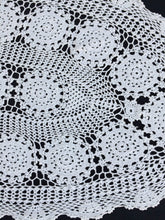 Load image into Gallery viewer, Vintage White Oval Crochet Lace Table Runner