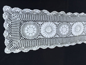 Vintage Crocheted White 3 D Flowers Patterned White Chunky Cotton Crochet Lace Table Runner